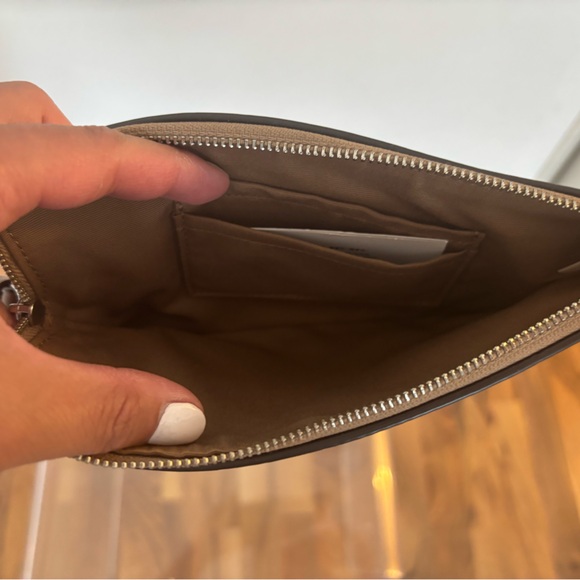 Coach | Beige Wristlet - Picture 6 of 9